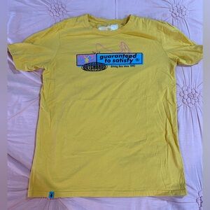 yellow dutch bros tee size L